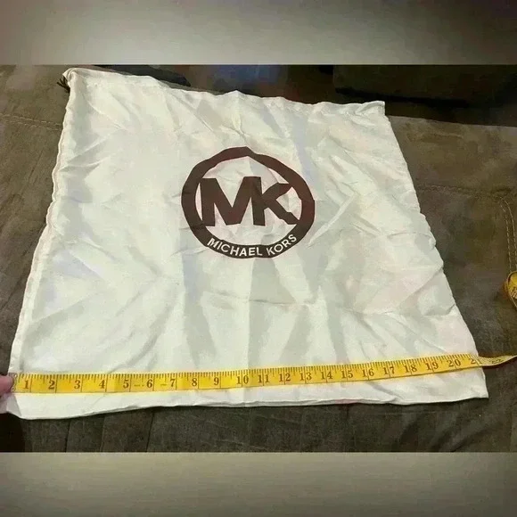 Michael Kors Dust Bag Drawstring Cream Satin MK Cover Storage Travel 21x21 - Picture 4 of 8